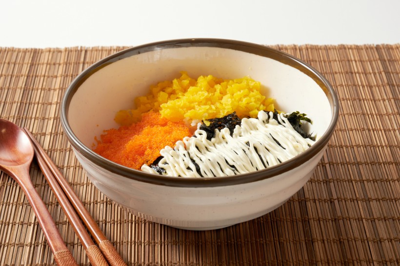 날치알 주먹밥